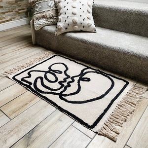 NEW Small Abstract Face Drawing Rug, Cream/Beige Black